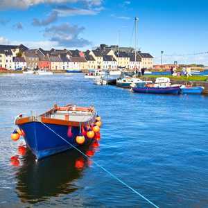 Explore Galway at your own speed with hop-on hop-off bus tours – Panoramic views, audio guides, and unlimited stops in 2026